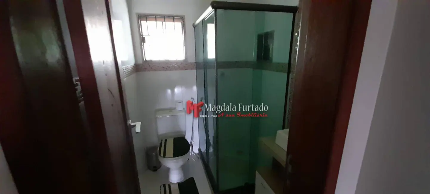 Foto 4 de Casa com 3 quartos à venda, 360m2 em Cabo Frio - RJ
