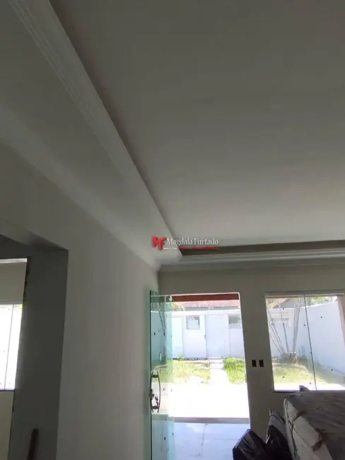 Casa com 3 quartos à venda, 360m2 em Casimiro De Abreu - RJ - imagem 3 Foto 3 de Casa com 3 quartos à venda, 360m2 em Casimiro De Abreu - RJ