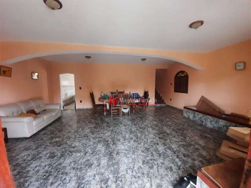 Foto 8 de Casa com 4 quartos à venda, 300m2 em Cabo Frio - RJ