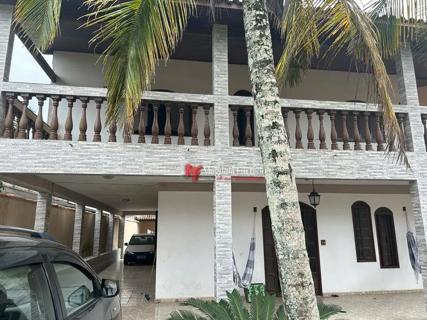 Foto 6 de Casa com 4 quartos à venda, 300m2 em Cabo Frio - RJ
