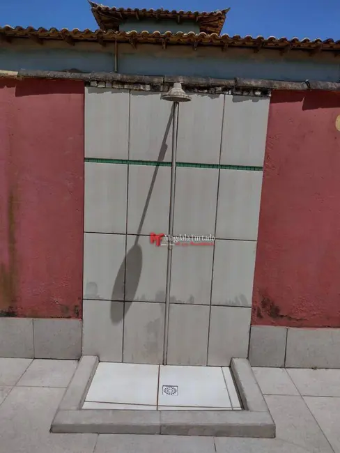 Foto 2 de Casa com 2 quartos à venda, 165m2 em Cabo Frio - RJ