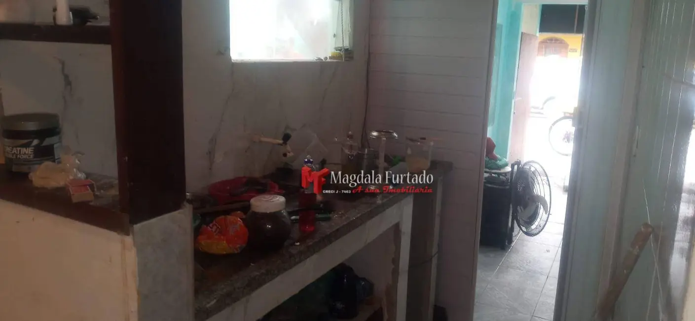 Foto 3 de Casa com 2 quartos à venda, 90m2 em Cabo Frio - RJ