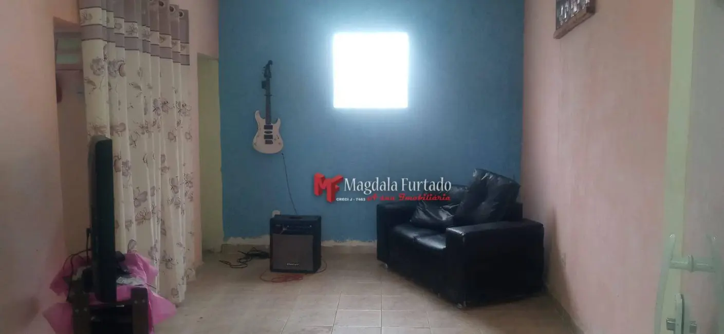 Foto 8 de Casa com 2 quartos à venda, 90m2 em Cabo Frio - RJ