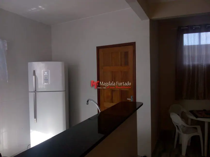 Foto 4 de Casa com 2 quartos à venda, 54m2 em Cabo Frio - RJ