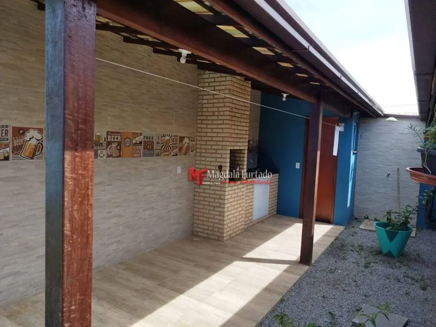 Foto 6 de Casa com 2 quartos à venda, 180m2 em Cabo Frio - RJ