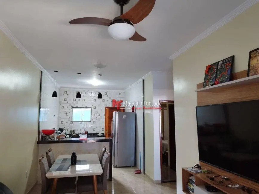 Foto 8 de Casa com 2 quartos à venda, 180m2 em Cabo Frio - RJ