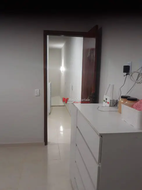 Foto 5 de Casa com 2 quartos à venda, 84m2 em Cabo Frio - RJ