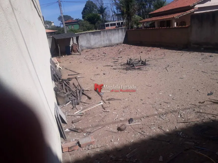 Foto 3 de Terreno / Lote à venda, 220m2 em Cabo Frio - RJ