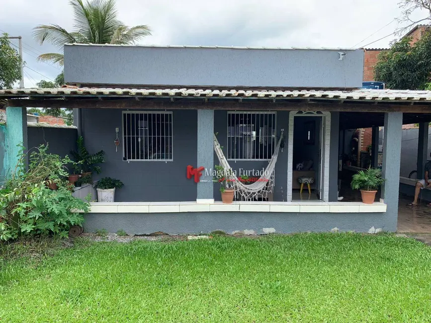 Foto 1 de Casa com 2 quartos à venda, 300m2 em Cabo Frio - RJ