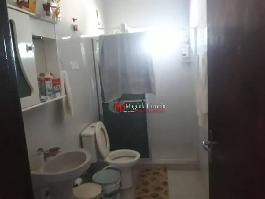 Foto 4 de Casa com 2 quartos à venda, 600m2 em Cabo Frio - RJ