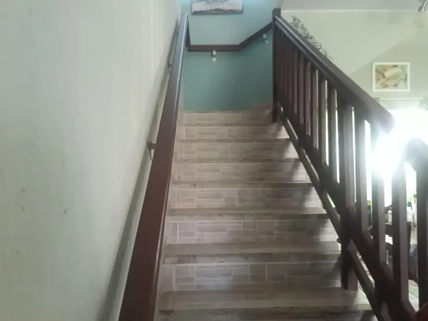 Foto 4 de Casa com 5 quartos à venda, 720m2 em Cabo Frio - RJ