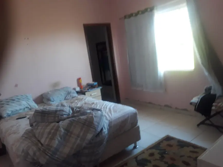 Foto 2 de Casa com 5 quartos à venda, 720m2 em Cabo Frio - RJ