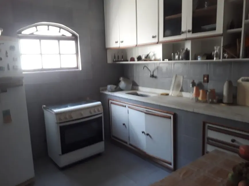 Casa com 9 quartos à venda, 401m2 em Cabo Frio - RJ - imagem 6 Foto 6 de Casa com 9 quartos à venda, 401m2 em Cabo Frio - RJ