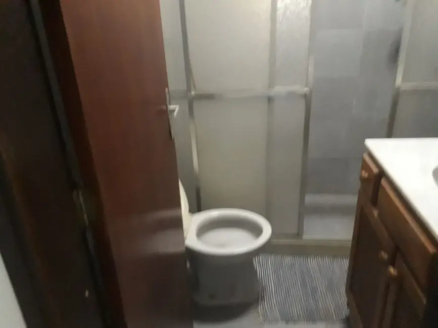 Casa com 9 quartos à venda, 401m2 em Cabo Frio - RJ - imagem 3 Foto 3 de Casa com 9 quartos à venda, 401m2 em Cabo Frio - RJ