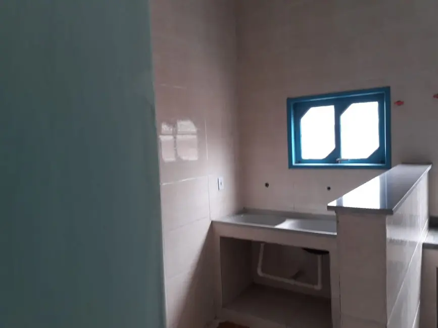 Foto 2 de Casa com 2 quartos à venda, 150m2 em Cabo Frio - RJ