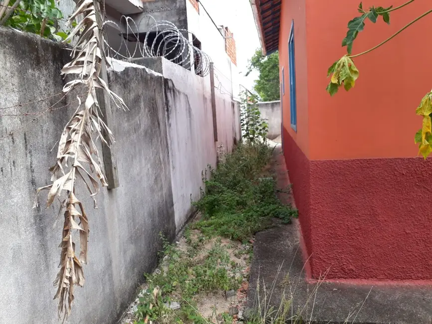 Foto 9 de Casa com 2 quartos à venda, 150m2 em Cabo Frio - RJ