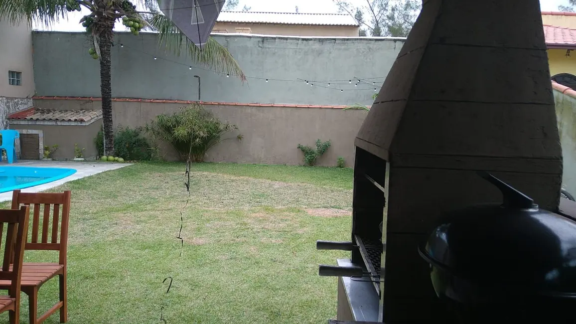 Foto 7 de Casa com 3 quartos à venda, 360m2 em Cabo Frio - RJ