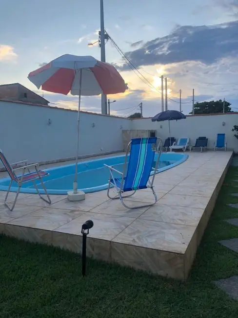 Foto 3 de Casa com 3 quartos à venda, 485m2 em Cabo Frio - RJ