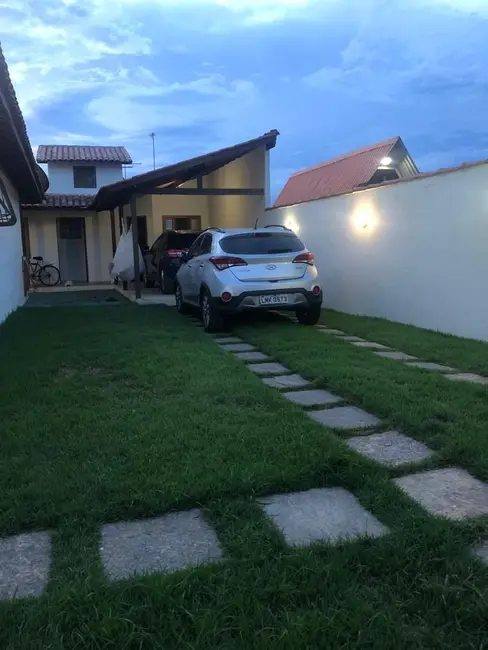 Foto 2 de Casa com 3 quartos à venda, 485m2 em Cabo Frio - RJ
