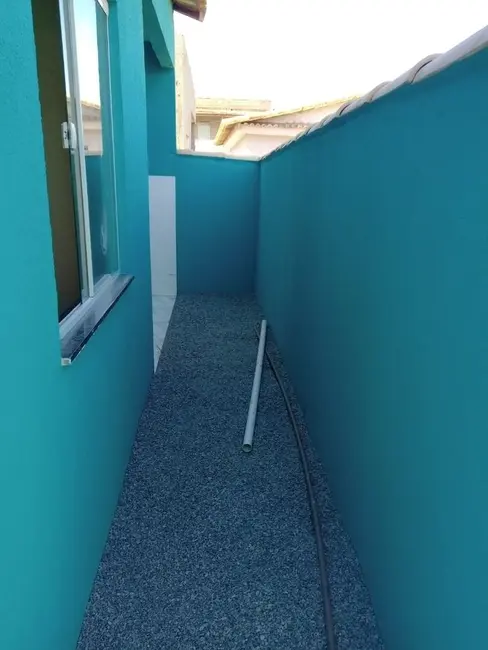 Foto 2 de Casa com 2 quartos à venda, 140m2 em Cabo Frio - RJ