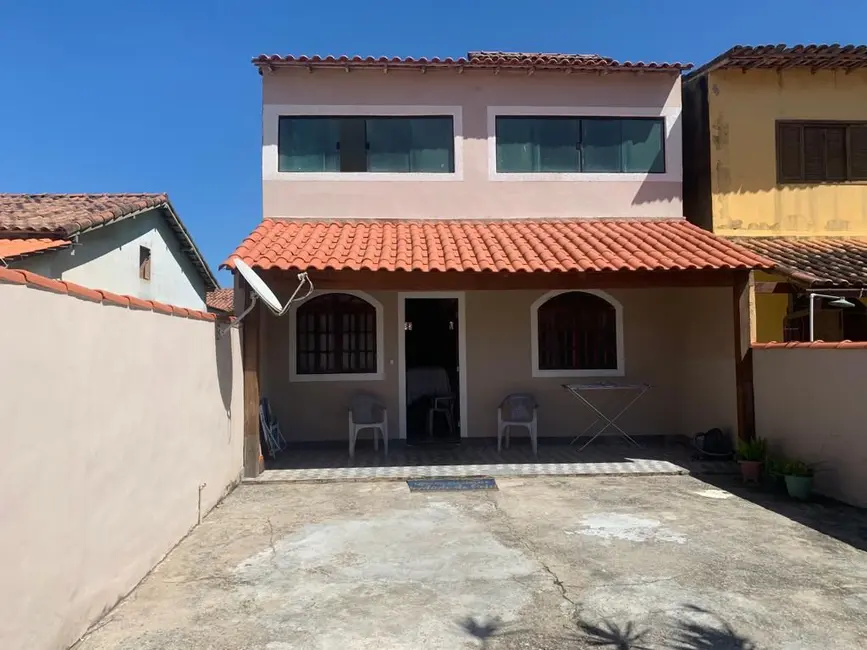Foto 1 de Casa com 2 quartos à venda, 160m2 em Cabo Frio - RJ