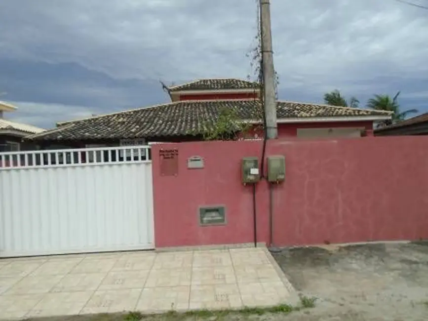 Foto 1 de Casa com 2 quartos à venda, 257m2 em Cabo Frio - RJ