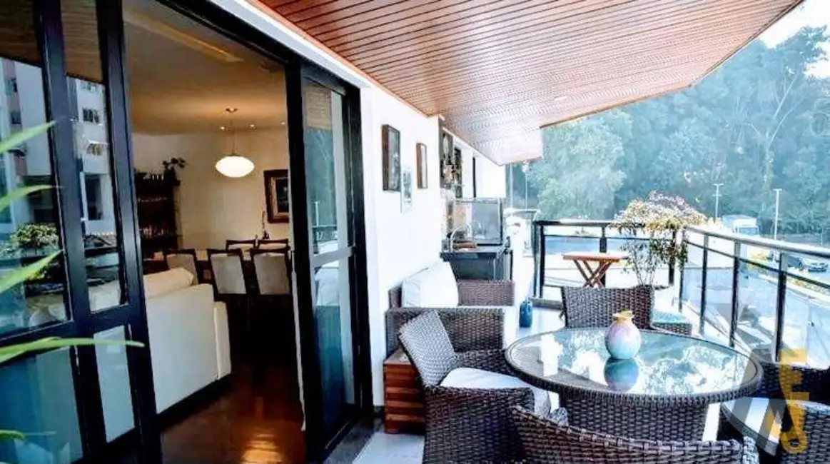 Foto 7 de Apartamento com 5 quartos à venda, 240m2 em Rio De Janeiro - RJ