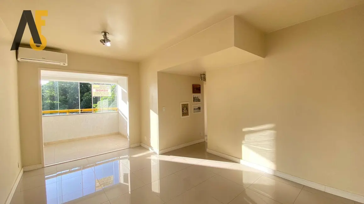 Foto 4 de Apartamento com 2 quartos à venda, 68m2 em Rio De Janeiro - RJ