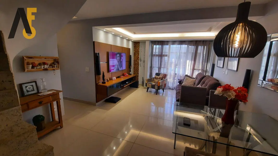 Foto 2 de Cobertura com 2 quartos à venda, 208m2 em Rio De Janeiro - RJ