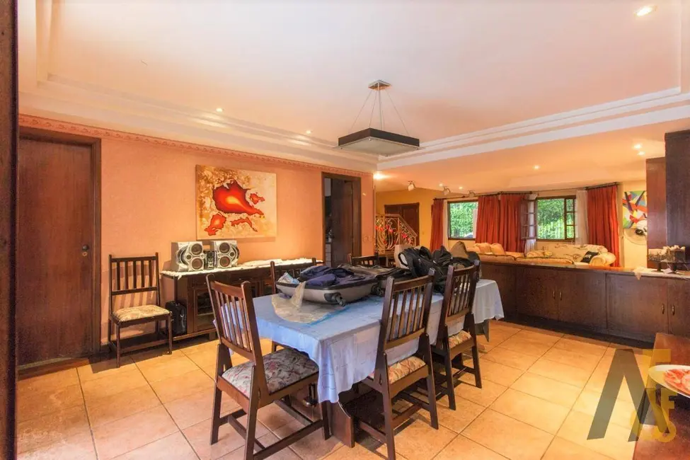 Casa de Condomínio com 5 quartos à venda, 360m2 em Anil, Rio De Janeiro - RJ - imagem 3 Foto 3 de Casa de Condomínio com 5 quartos à venda, 360m2 em Anil, Rio De Janeiro - RJ