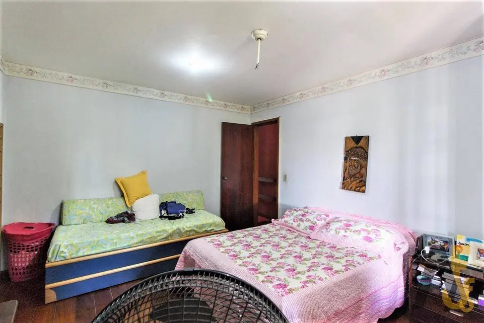 Casa de Condomínio com 5 quartos à venda, 360m2 em Anil, Rio De Janeiro - RJ - imagem 9 Foto 9 de Casa de Condomínio com 5 quartos à venda, 360m2 em Anil, Rio De Janeiro - RJ