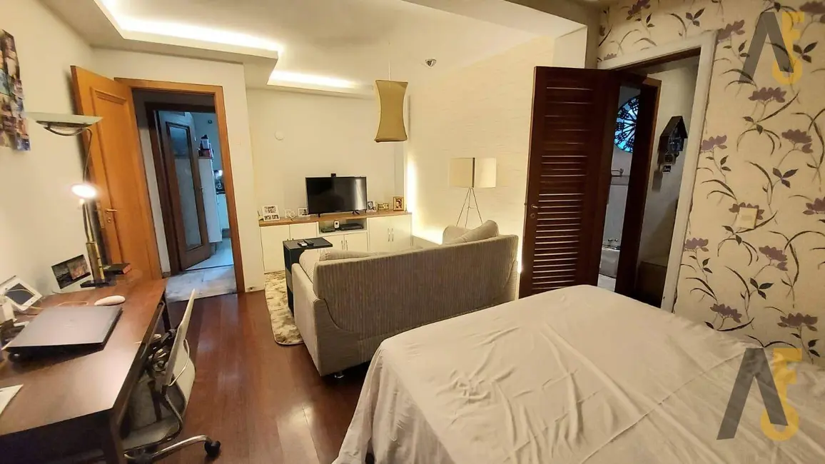 Casa com 3 quartos à venda, 226m2 em Pechincha, Rio De Janeiro - RJ - imagem 9 Foto 9 de Casa com 3 quartos à venda, 226m2 em Pechincha, Rio De Janeiro - RJ