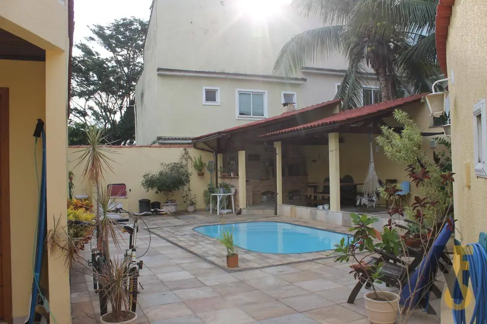Foto 1 de Casa com 3 quartos à venda, 323m2 em Pechincha, Rio De Janeiro - RJ