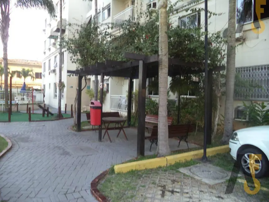 Foto 2 de Apartamento com 2 quartos à venda, 60m2 em Taquara, Rio De Janeiro - RJ