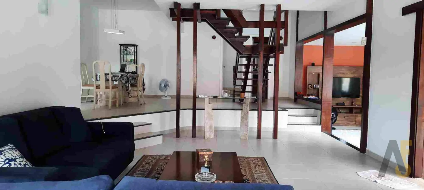 Foto 3 de Casa de Condomínio com 4 quartos à venda, 360m2 em Rio De Janeiro - RJ