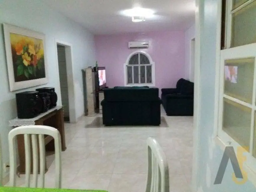 Foto 3 de Casa com 4 quartos à venda, 336m2 em Rio De Janeiro - RJ