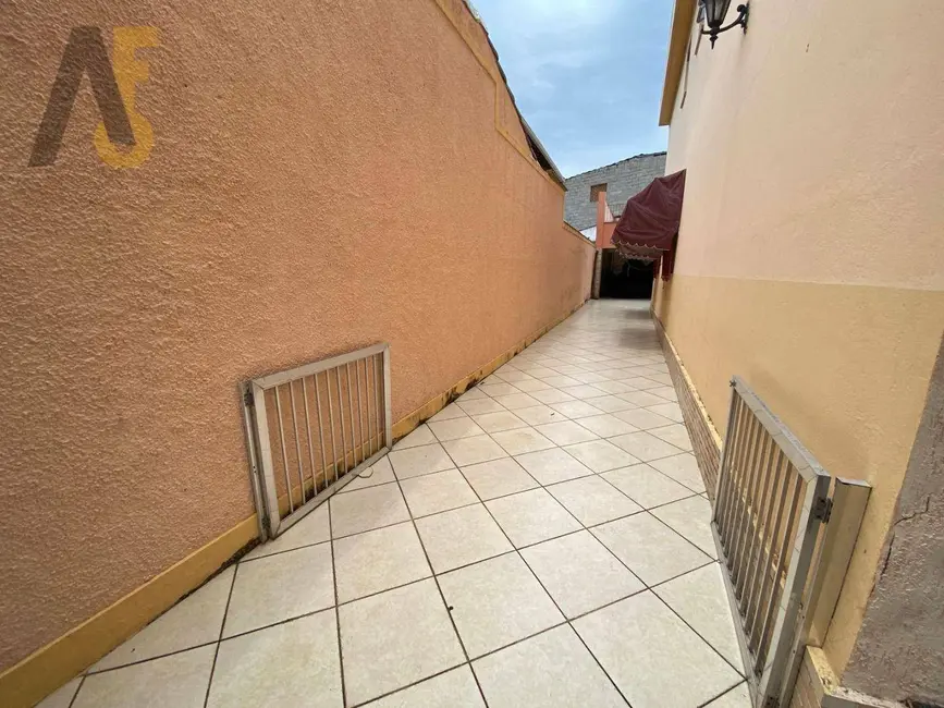 Casa de Condomínio com 4 quartos à venda, 438m2 em Anil, Rio De Janeiro - RJ - imagem 5 Foto 5 de Casa de Condomínio com 4 quartos à venda, 438m2 em Anil, Rio De Janeiro - RJ