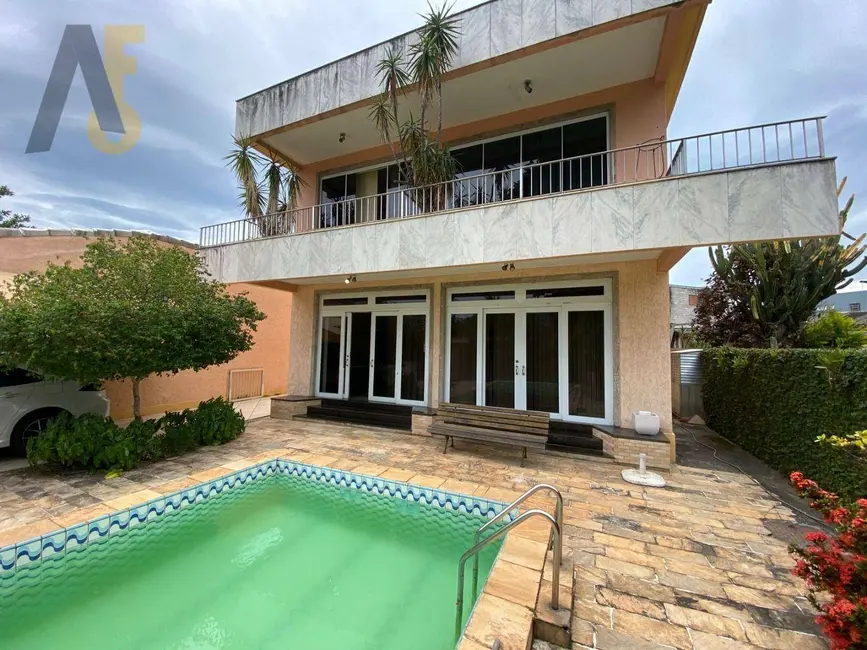 Casa de Condomínio com 4 quartos à venda, 438m2 em Anil, Rio De Janeiro - RJ - imagem 3 Foto 3 de Casa de Condomínio com 4 quartos à venda, 438m2 em Anil, Rio De Janeiro - RJ