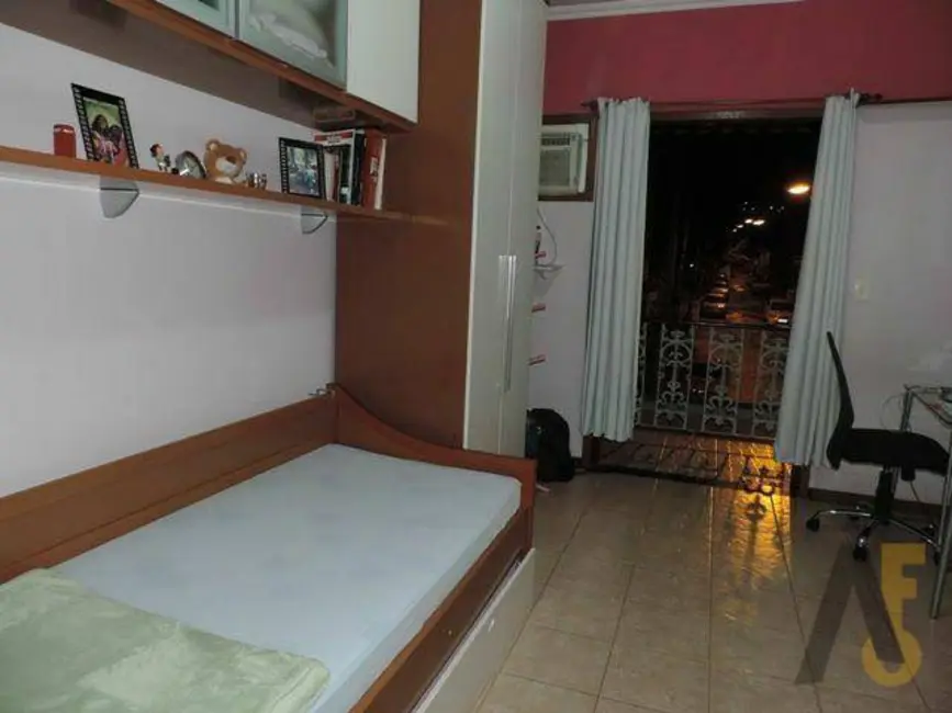 Casa com 3 quartos à venda, 110m2 em Praça Seca, Rio De Janeiro - RJ - imagem 7 Foto 7 de Casa com 3 quartos à venda, 110m2 em Praça Seca, Rio De Janeiro - RJ