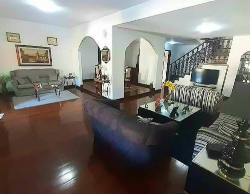 Foto 4 de Casa com 4 quartos à venda, 1000m2 em Rio De Janeiro - RJ
