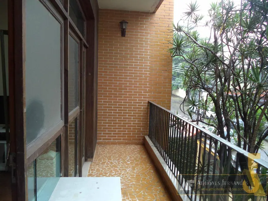 Casa com 3 quartos à venda, 400m2 em Tanque, Rio De Janeiro - RJ - imagem 3 Foto 3 de Casa com 3 quartos à venda, 400m2 em Tanque, Rio De Janeiro - RJ