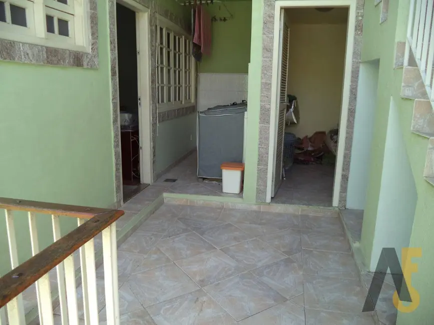 Foto 2 de Casa com 3 quartos à venda, 220m2 em Rio De Janeiro - RJ