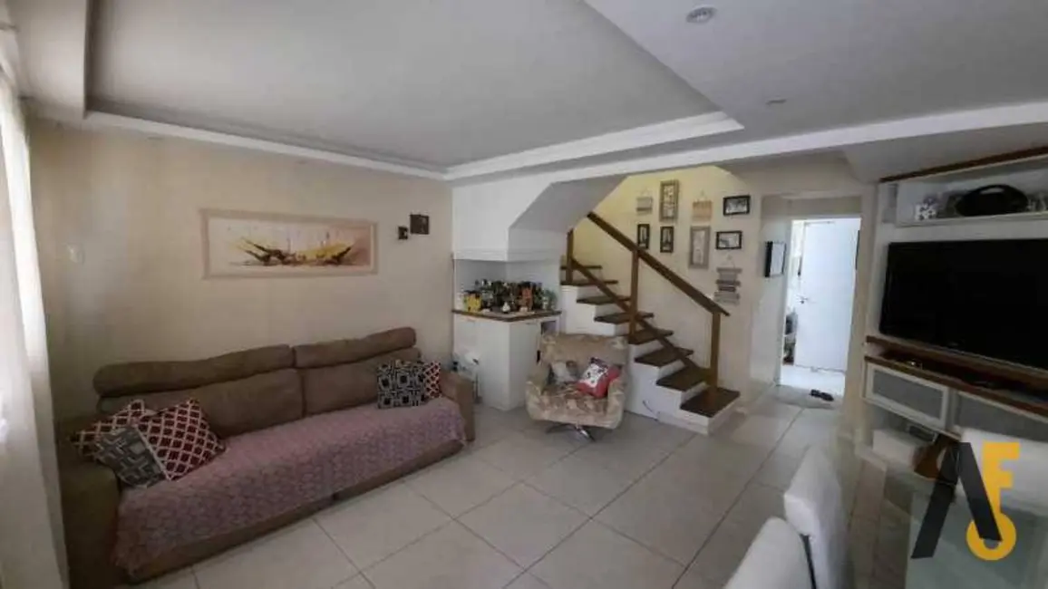 Casa com 2 quartos à venda, 120m2 em Pechincha, Rio De Janeiro - RJ - imagem 3 Foto 3 de Casa com 2 quartos à venda, 120m2 em Pechincha, Rio De Janeiro - RJ