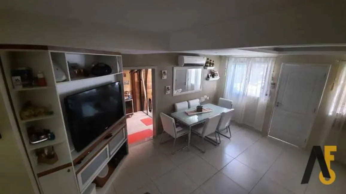 Casa com 2 quartos à venda, 120m2 em Pechincha, Rio De Janeiro - RJ - imagem 2 Foto 2 de Casa com 2 quartos à venda, 120m2 em Pechincha, Rio De Janeiro - RJ