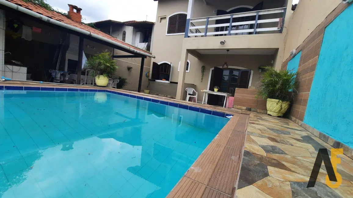 Foto 2 de Casa de Condomínio com 4 quartos à venda, 242m2 em Taquara, Rio De Janeiro - RJ