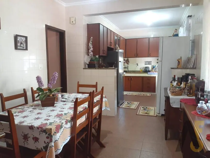 Casa de Condomínio com 2 quartos à venda, 372m2 em Pechincha, Rio De Janeiro - RJ - imagem 8 Foto 8 de Casa de Condomínio com 2 quartos à venda, 372m2 em Pechincha, Rio De Janeiro - RJ