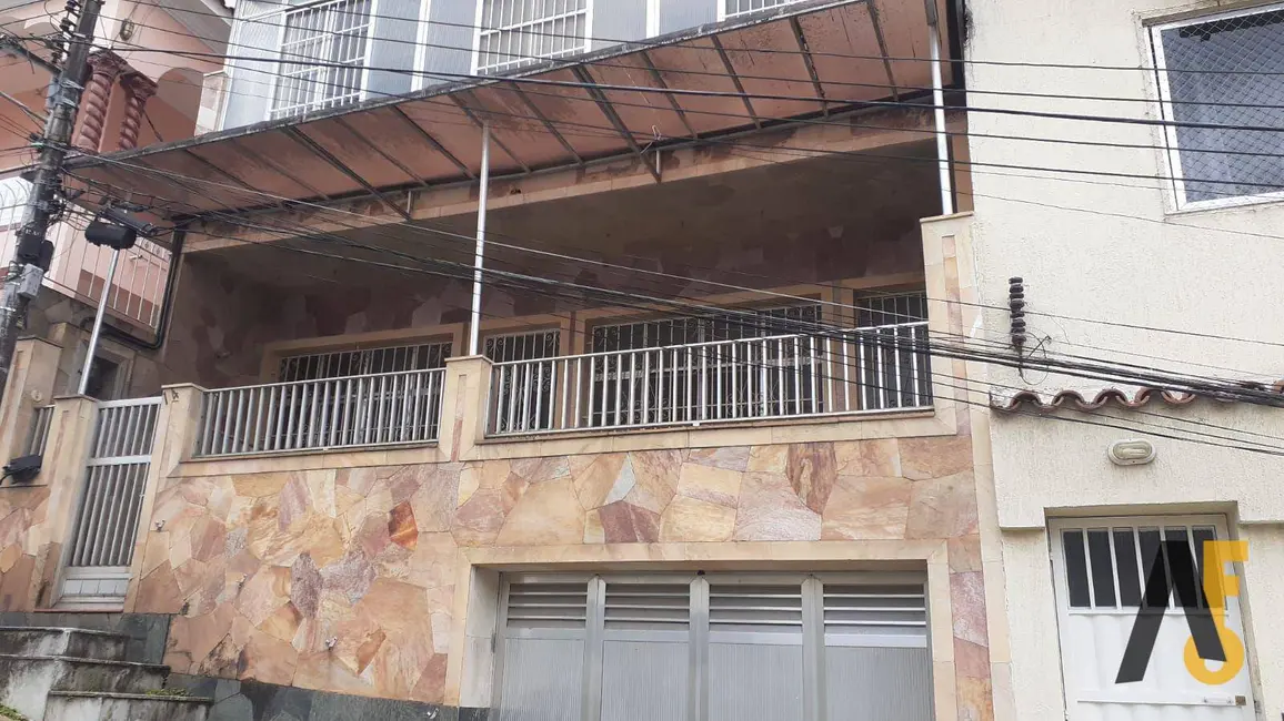 Casa com 4 quartos à venda, 206m2 em Rio De Janeiro - RJ - imagem 2 Foto 2 de Casa com 4 quartos à venda, 206m2 em Rio De Janeiro - RJ