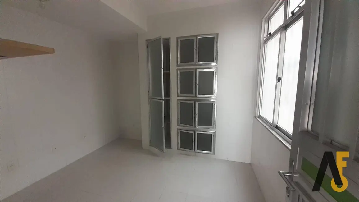 Casa com 4 quartos à venda, 206m2 em Rio De Janeiro - RJ - imagem 3 Foto 3 de Casa com 4 quartos à venda, 206m2 em Rio De Janeiro - RJ