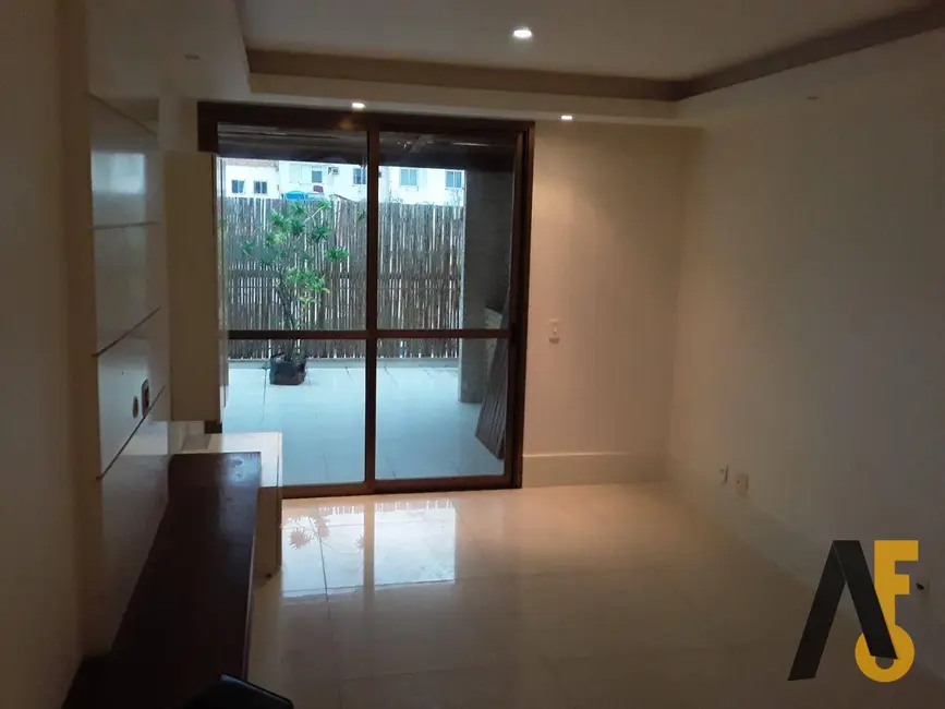 Cobertura com 4 quartos à venda, 182m2 em Recreio dos Bandeirantes, Rio De Janeiro - RJ - imagem 8 Foto 8 de Cobertura com 4 quartos à venda, 182m2 em Recreio dos Bandeirantes, Rio De Janeiro - RJ