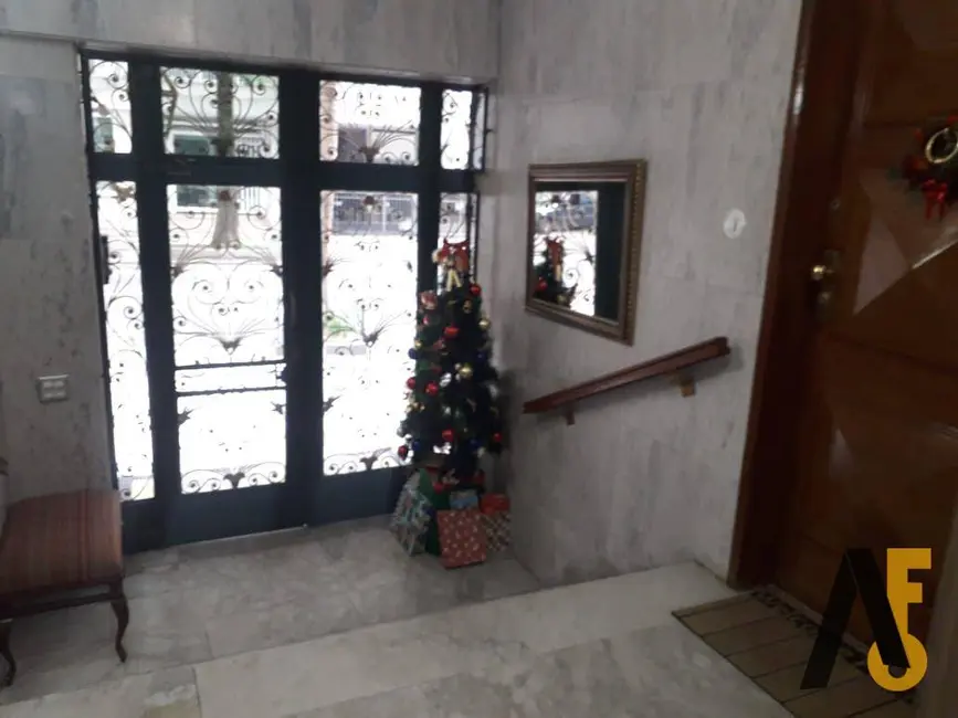 Foto 2 de Apartamento com 2 quartos à venda, 120m2 em Copacabana, Rio De Janeiro - RJ